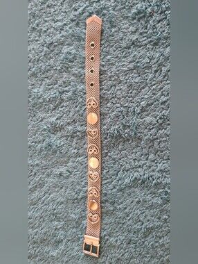 Silver-Tone Mesh Bracelet with Heart Medallions